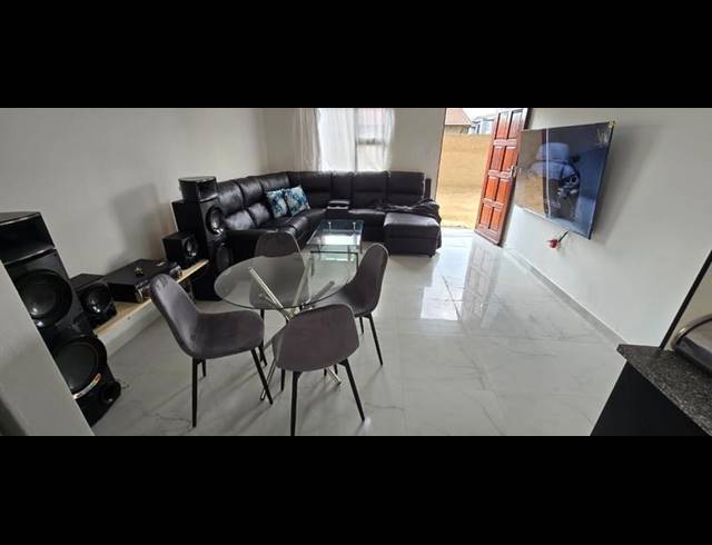 3 BEDROOM COMPLEX FOR SALE IN KYA SANDS